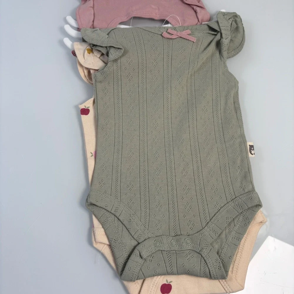 Rabbit + Bear Organic Baby 3-6M Pink Green Bodysuit Set NWT Ruffle Apple